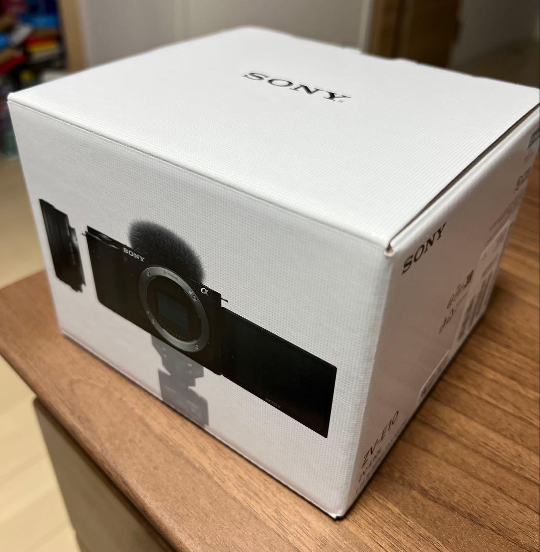【美品】SONY ZV-E10 ホワイト ミラーレスカメラ 本体 三脚付き
