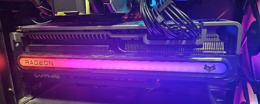 美品　SAPPHIRE NITRO+ RX 7900 XTX　VRAM24GB