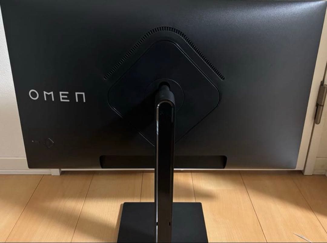 OMEN 27q ゲーミングディスプレイ 165Hz WQHD 27インチ