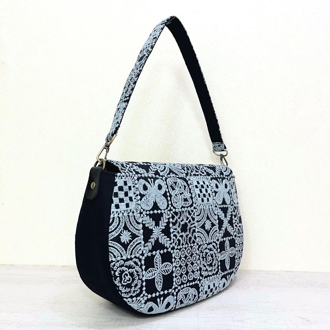 ミナペルホネン　ハンドメイド　フラップショルダー