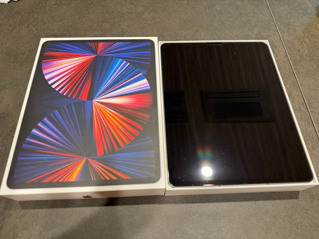 【OSTUDIO様専売】iPad pro 12.9 第5世代 スペースグレー