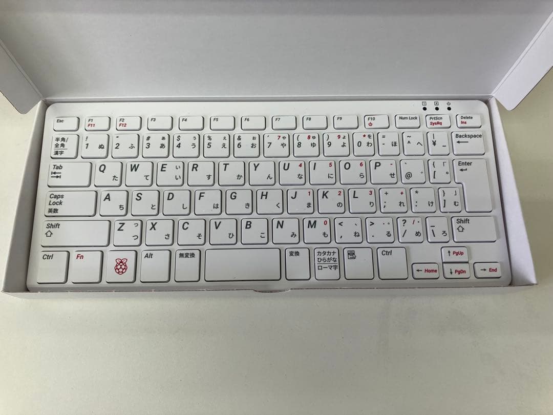 【未使用品】Raspberry Pi 400 日本語キーボード