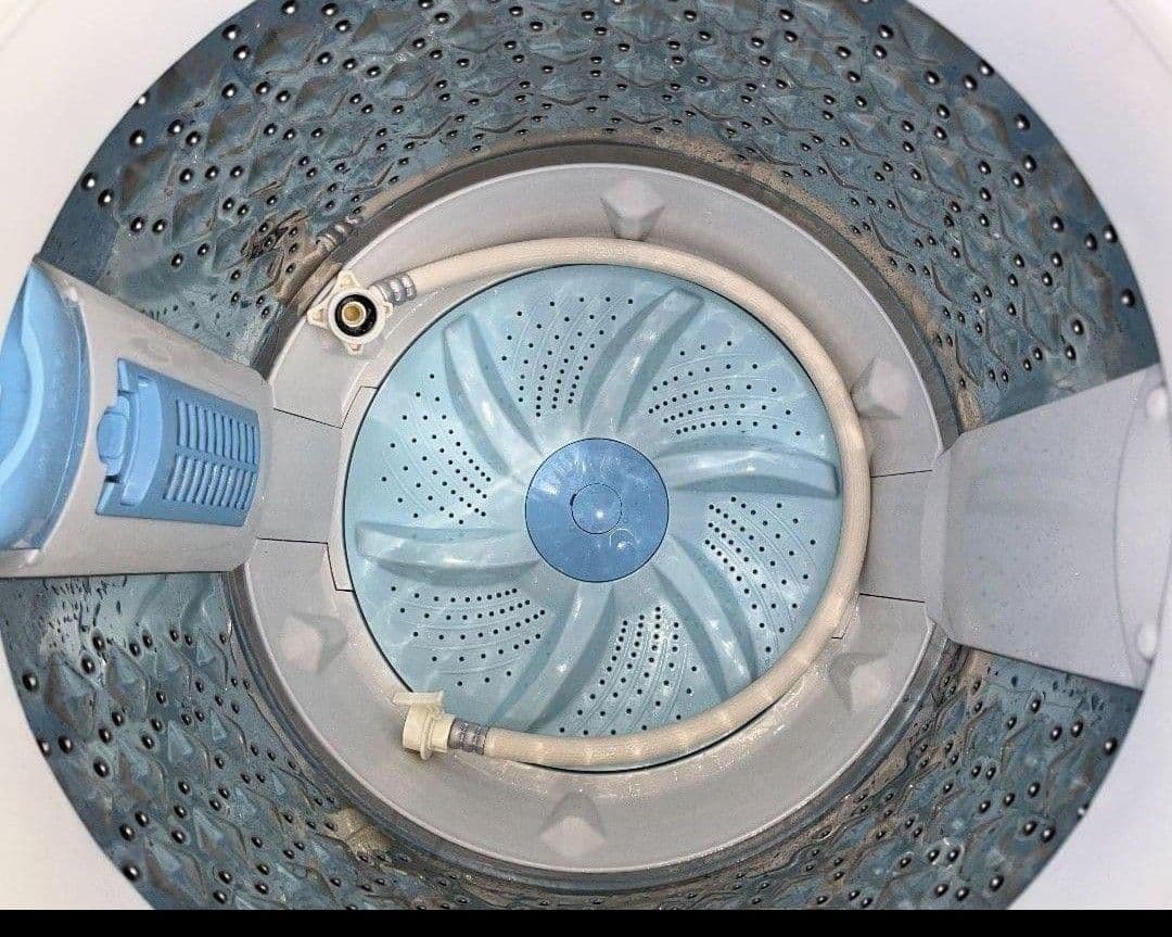 東芝洗濯機5kg 浸透パワフル洗浄　からみまセンサー風乾燥機能付　20年製