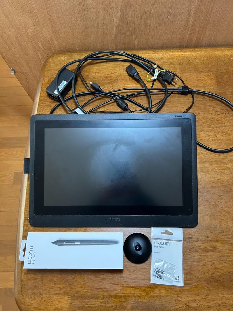 ワコム 液タブ 液晶ペンタブレット Wacom Cintiq 16インチ