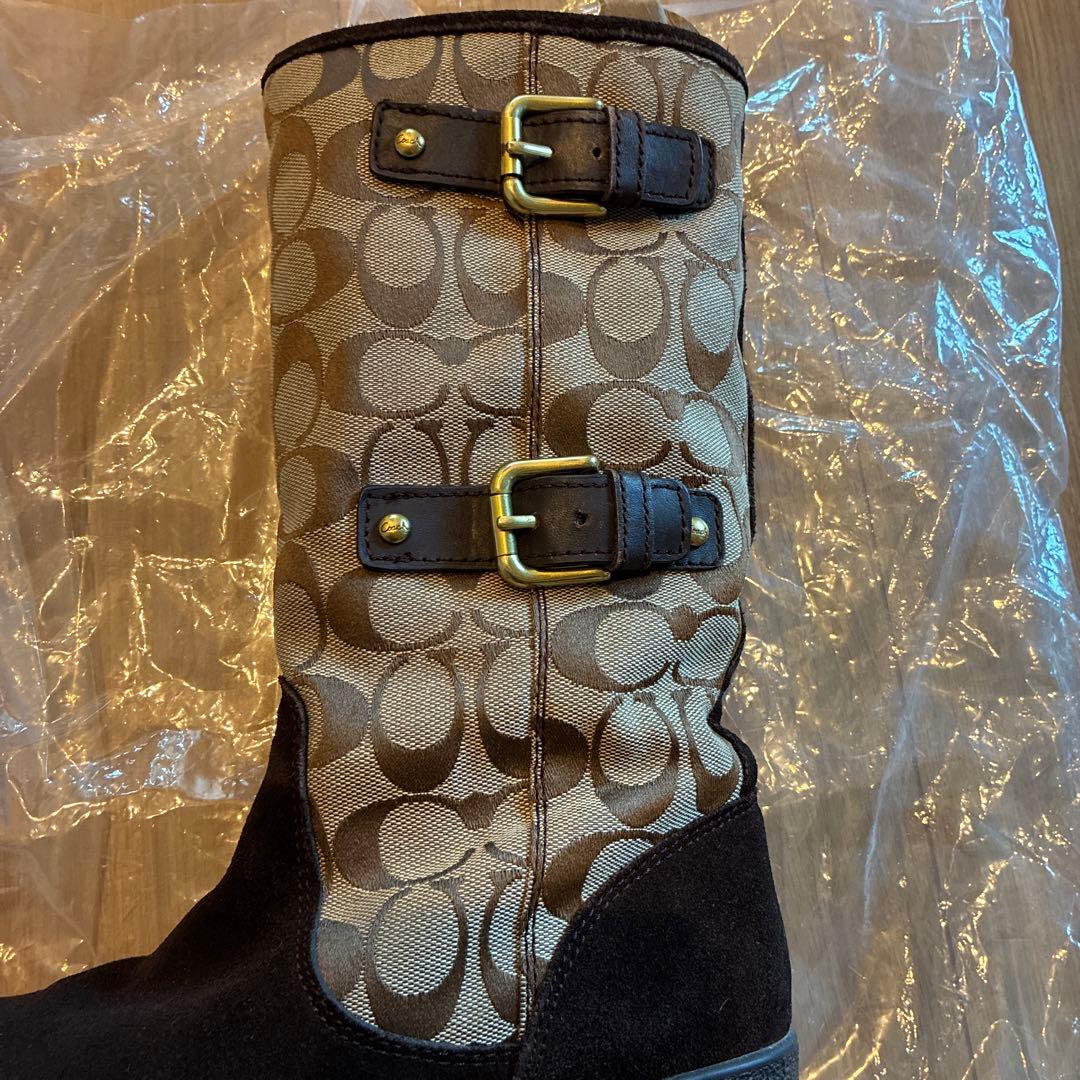 ひろにゃん　コーチブーツ