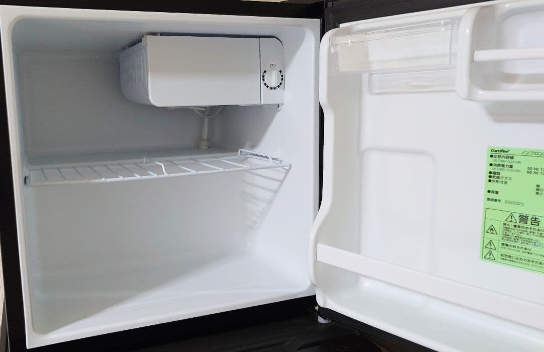 Comfee コンパクト冷蔵庫 冷凍室付き 黒