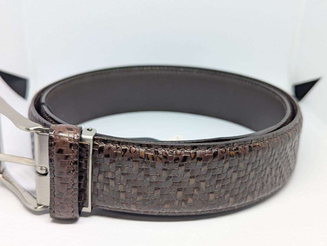 BURBERRY　未使用　ベルト　メンズ　ブラウン　編み込み風　クリスマス