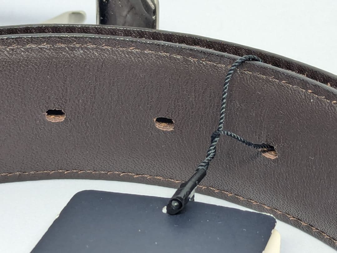 BURBERRY　未使用　ベルト　メンズ　ブラウン　編み込み風　クリスマス