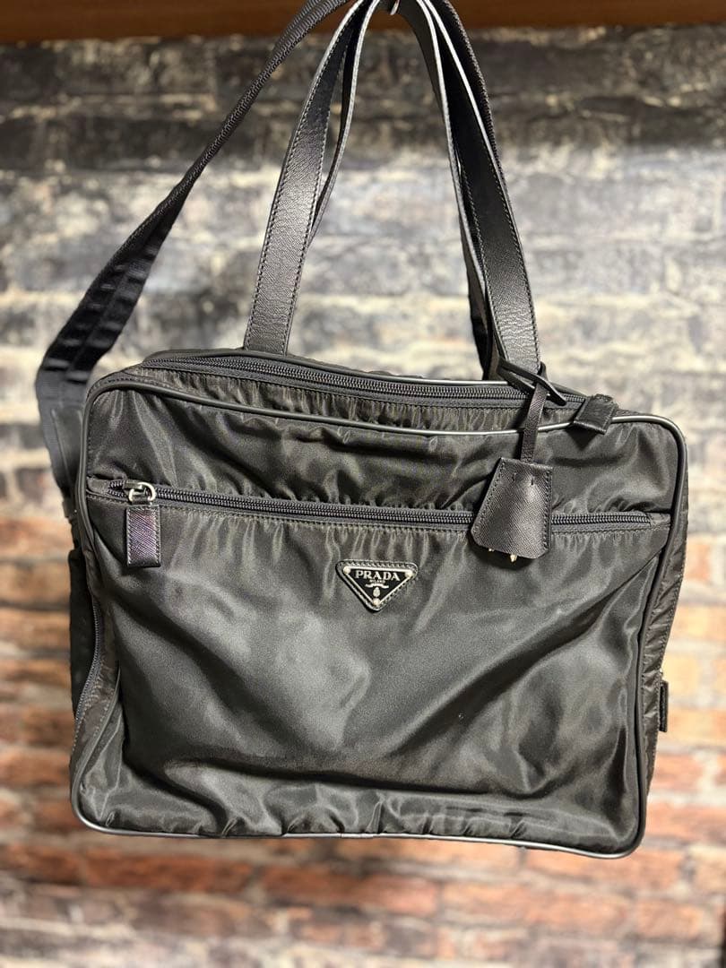 PRADA ブラック ビジネスバッグ　ショルダー付