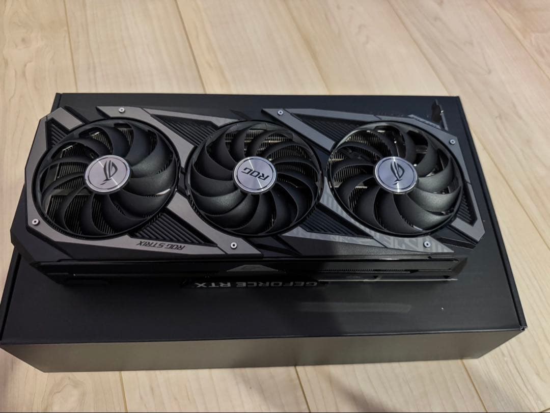グラフィックボード・グラボ・ビデオカード ASUS ROG STRIX RTX 3080 OC 10GB