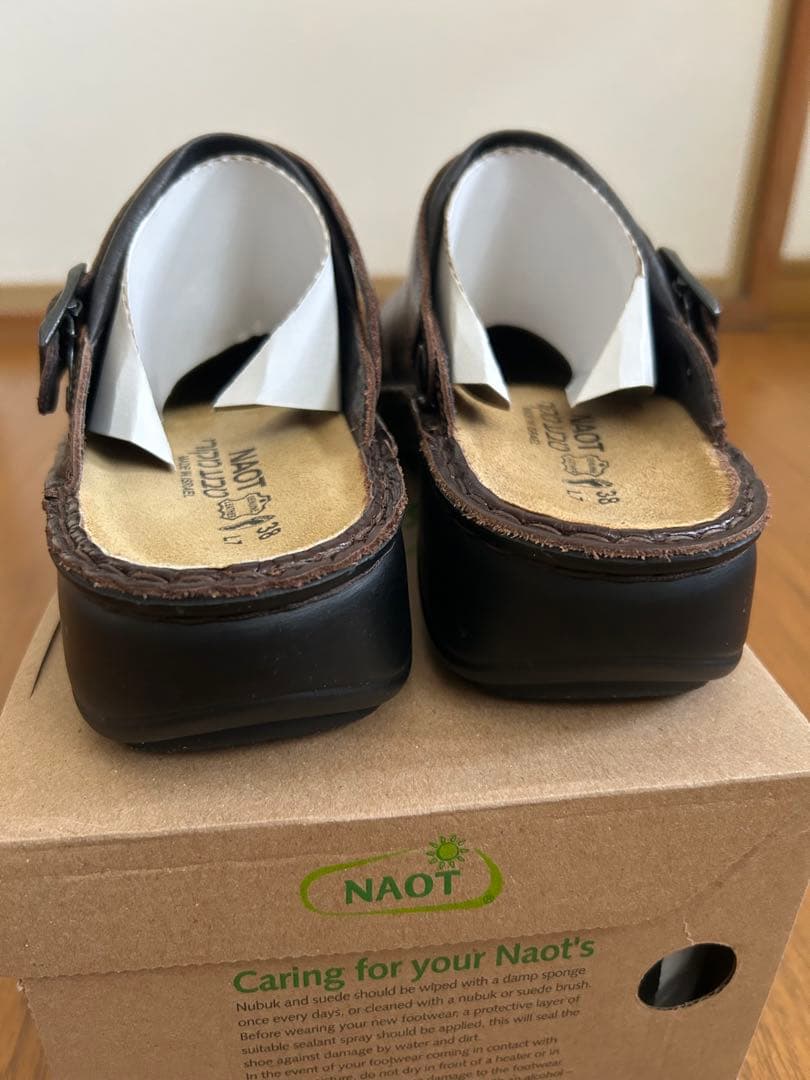 NAOT IRIS / Walnut38サイズ24.0