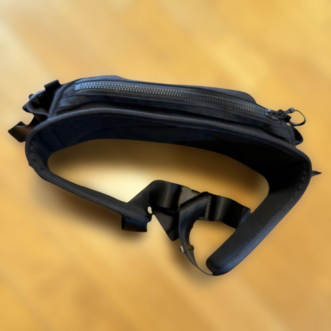 【本日限定値下中】PORTER ブラック ボディバッグ 多機能ポケット付き