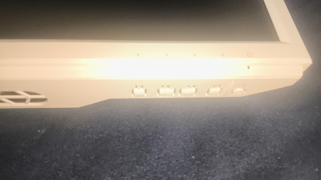 I-ODATA 27型4K 他モニター１枚・アーム＋補強プレート＋スペーサー付き