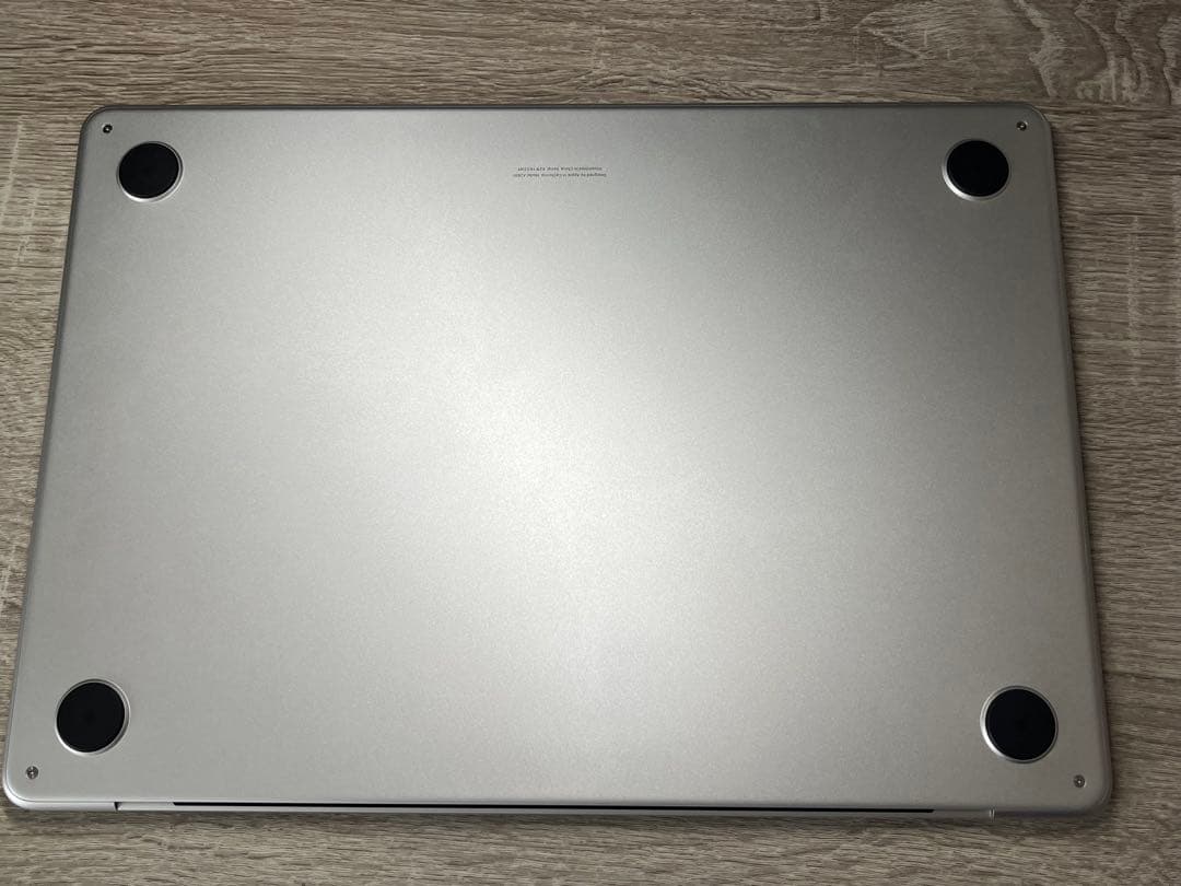 【バッテリー交換済み】MacBookAir 2022 13 8GB 512GB