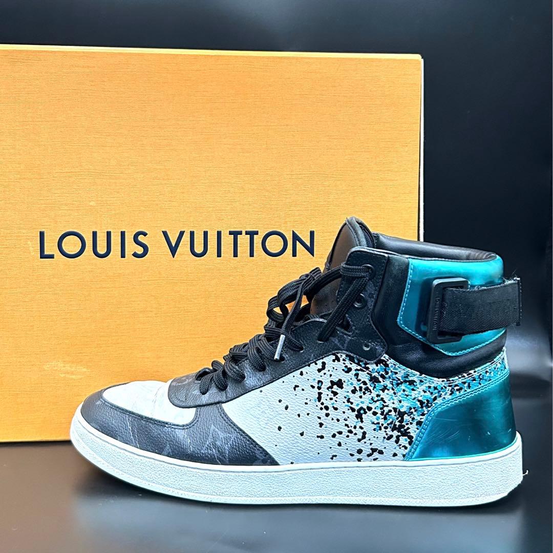 ルイヴィトン リヴォリライン スニーカー モノグラム メンズ レザー 白