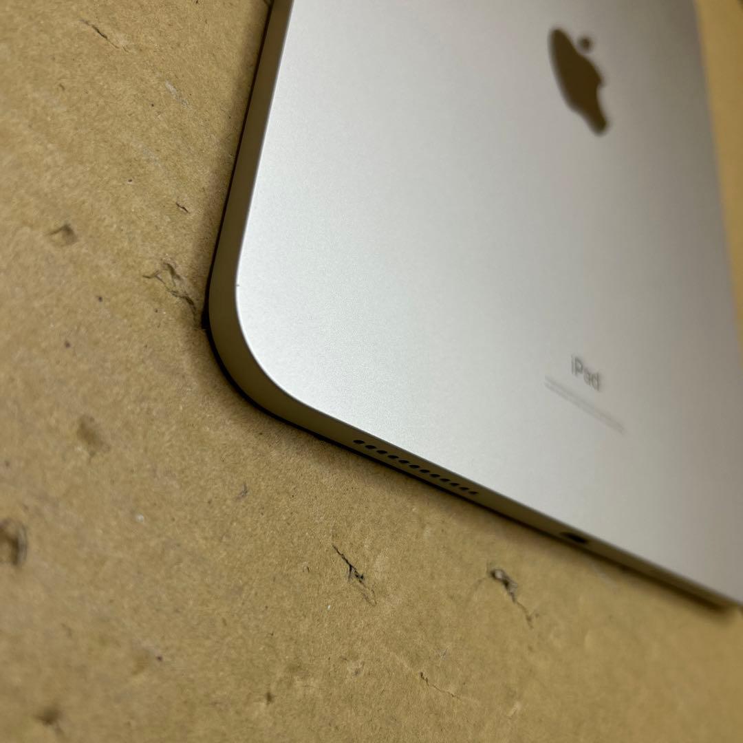 ジャンク　iPad 2022 (第10世代) Wi-Fi 256GB シルバー
