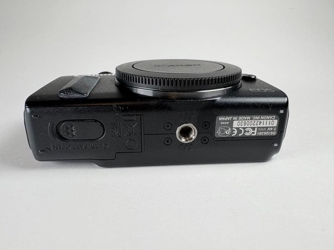 Canon EOS M ミラーレス一眼 ボディ ブラック 動作品 バッテリー付