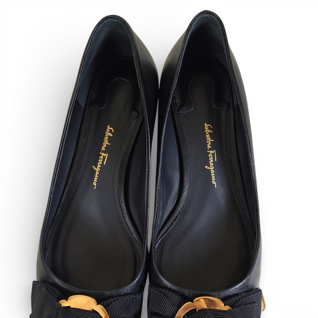 フェラガモ|リボンパンプス|フラワーヒール|6D|黒|Talla|i1782