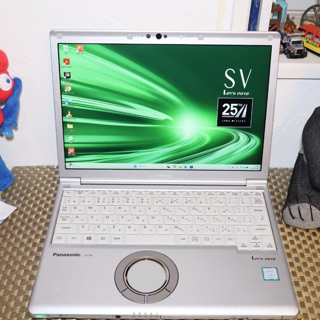 小型軽量！Win11公式対応8世代i7/メ8G/新品SSD/DVD/無線/カメラ