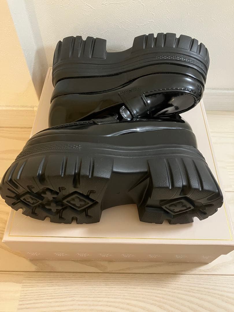 michellMacaron 厚底ローファー