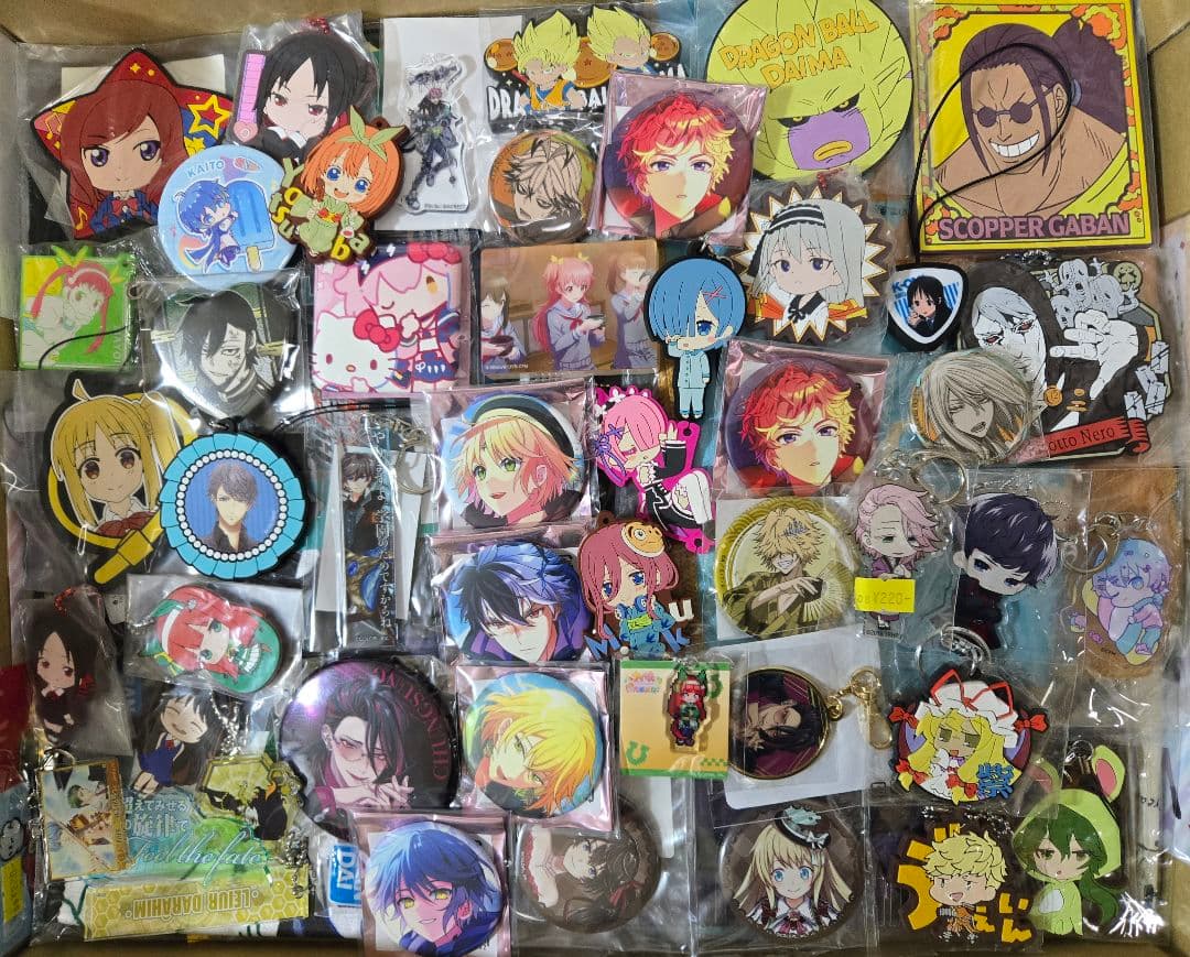 アニメグッズなど 140サイズ ノンジャンル 大量 まとめ売り 約530点