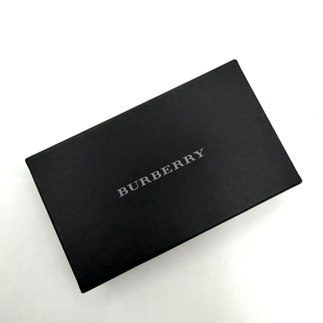 新品・未使用　BURBERRY チェック柄 5連キーケース　ロゴ入り　箱付き