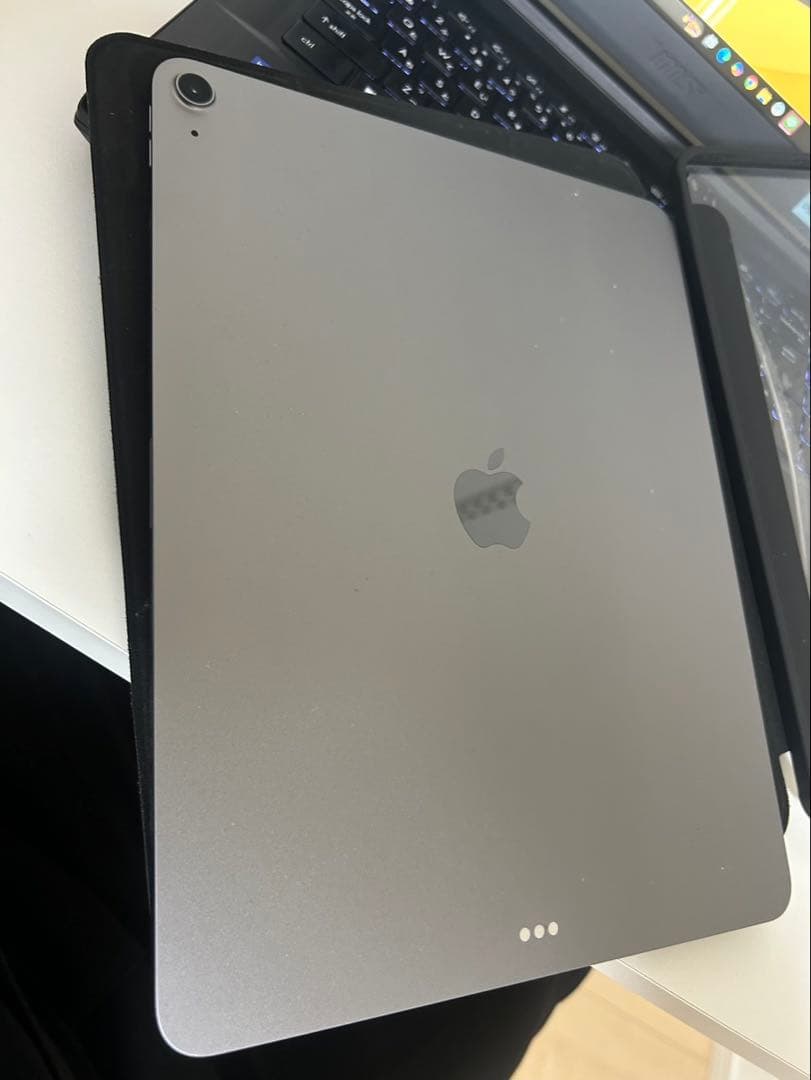 iPad Air 13-inch 本体