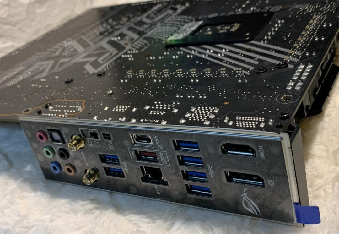 ROG STRIX B760-F GAMING WIFI マザーボード