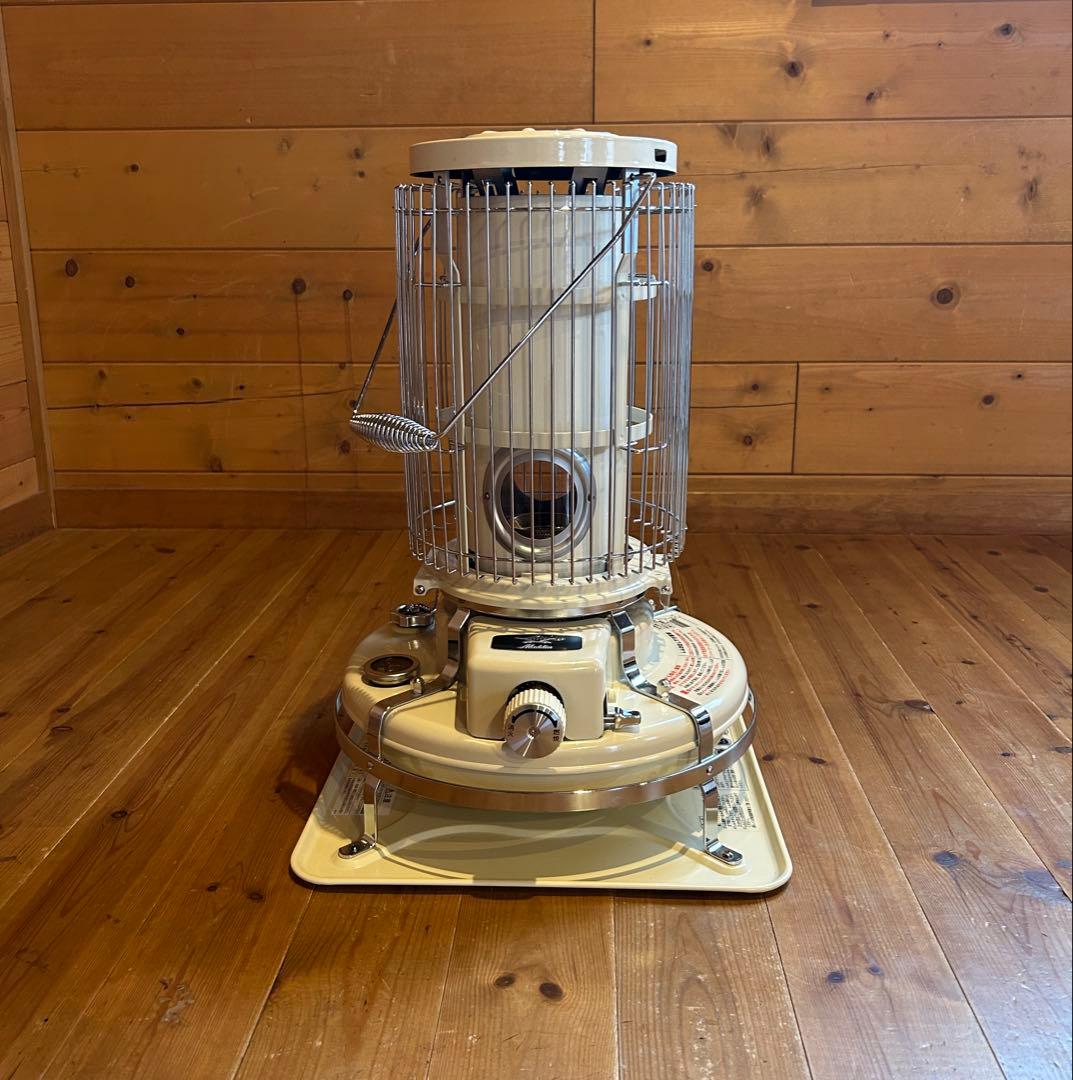 【美品】2024年製　アラジンストーブ　白