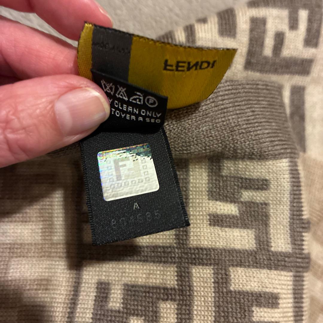 FENDI ズッカ柄　ウールマフラー