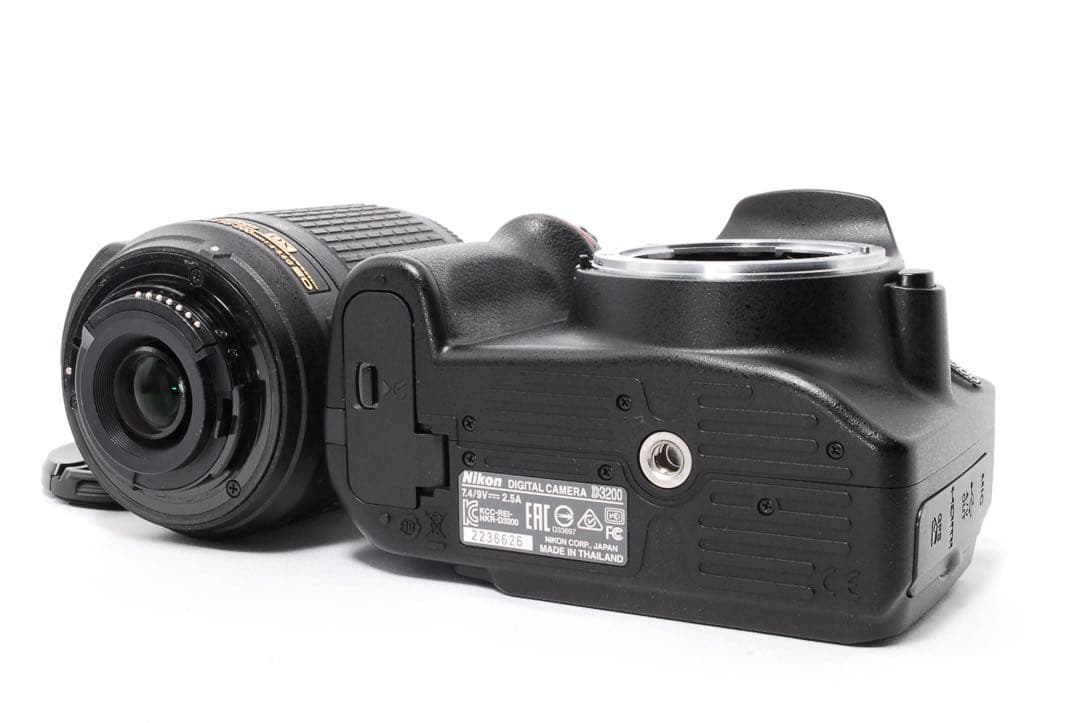 ❤️Nikon D3200❤️スマホ転送❤️一眼レフカメラ❤️望遠レンズキット❤️美品❤️