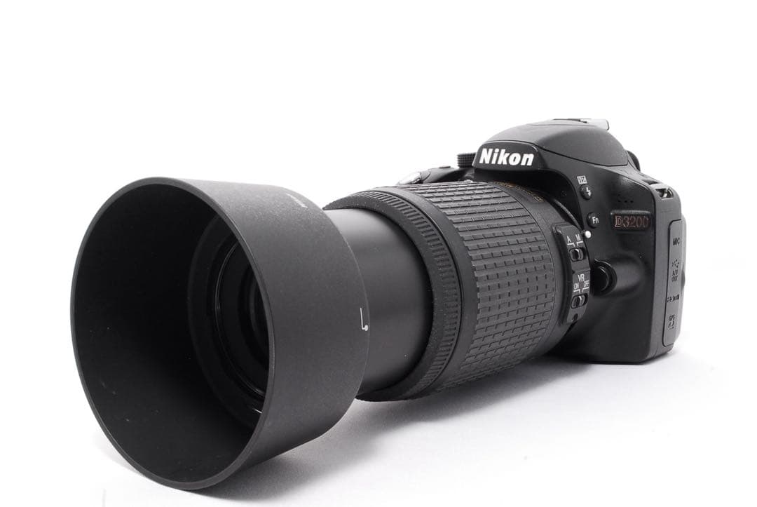 ❤️Nikon D3200❤️スマホ転送❤️一眼レフカメラ❤️望遠レンズキット❤️美品❤️