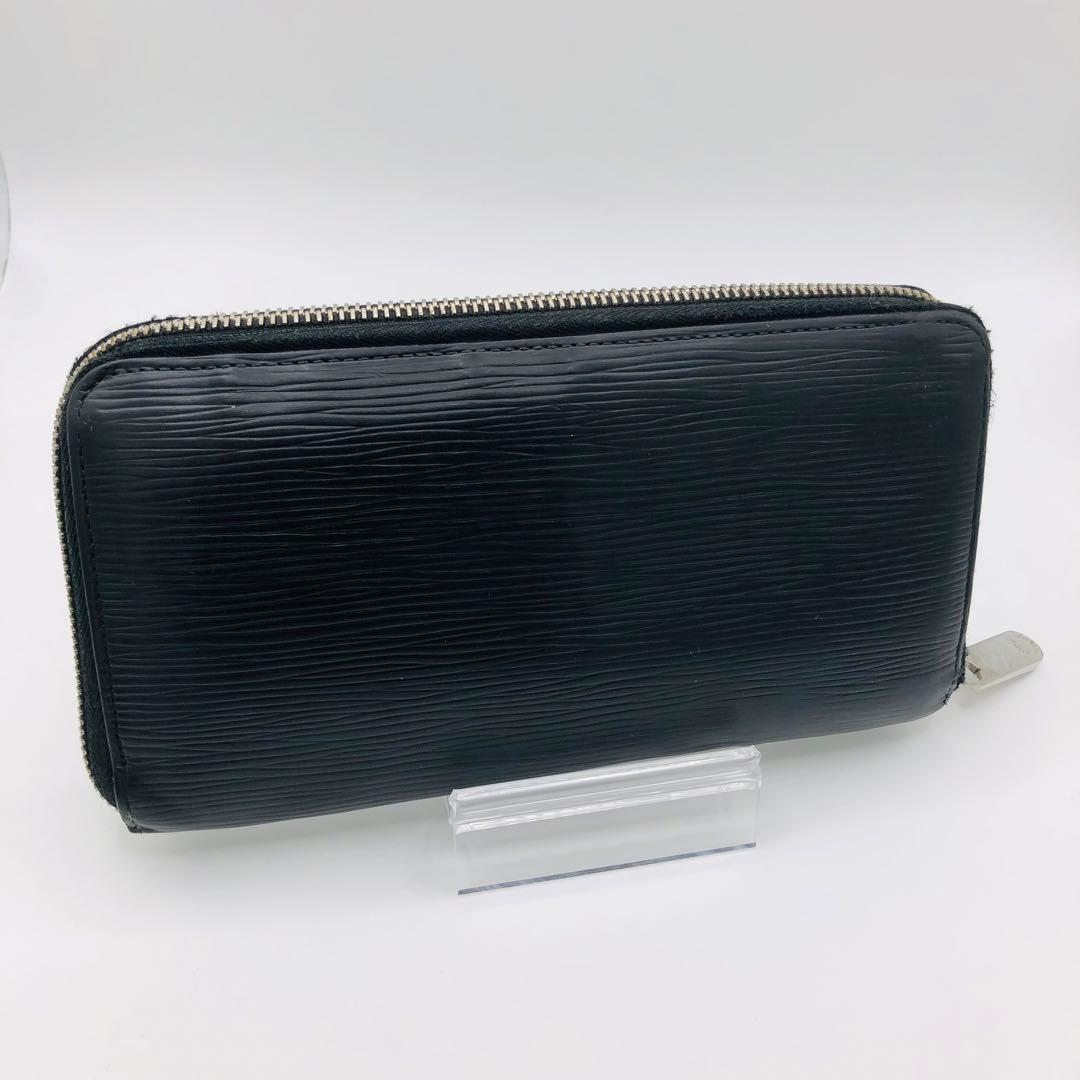 ルイヴィトン ジッピーウォレット エピ ブラック ラウンドファスナー 長財布