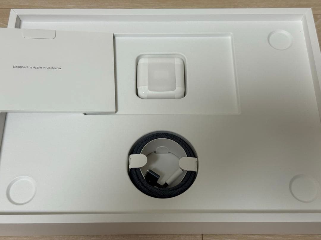 MacBook Air M4 13インチ24GB 1TBミッドナイト