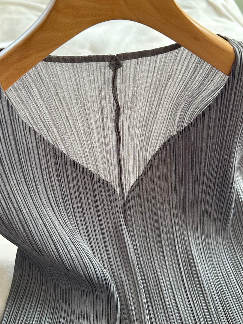 美品✨プリーツプリーズ デザインカーディガン 羽織り グレー 3 ／Ｌ