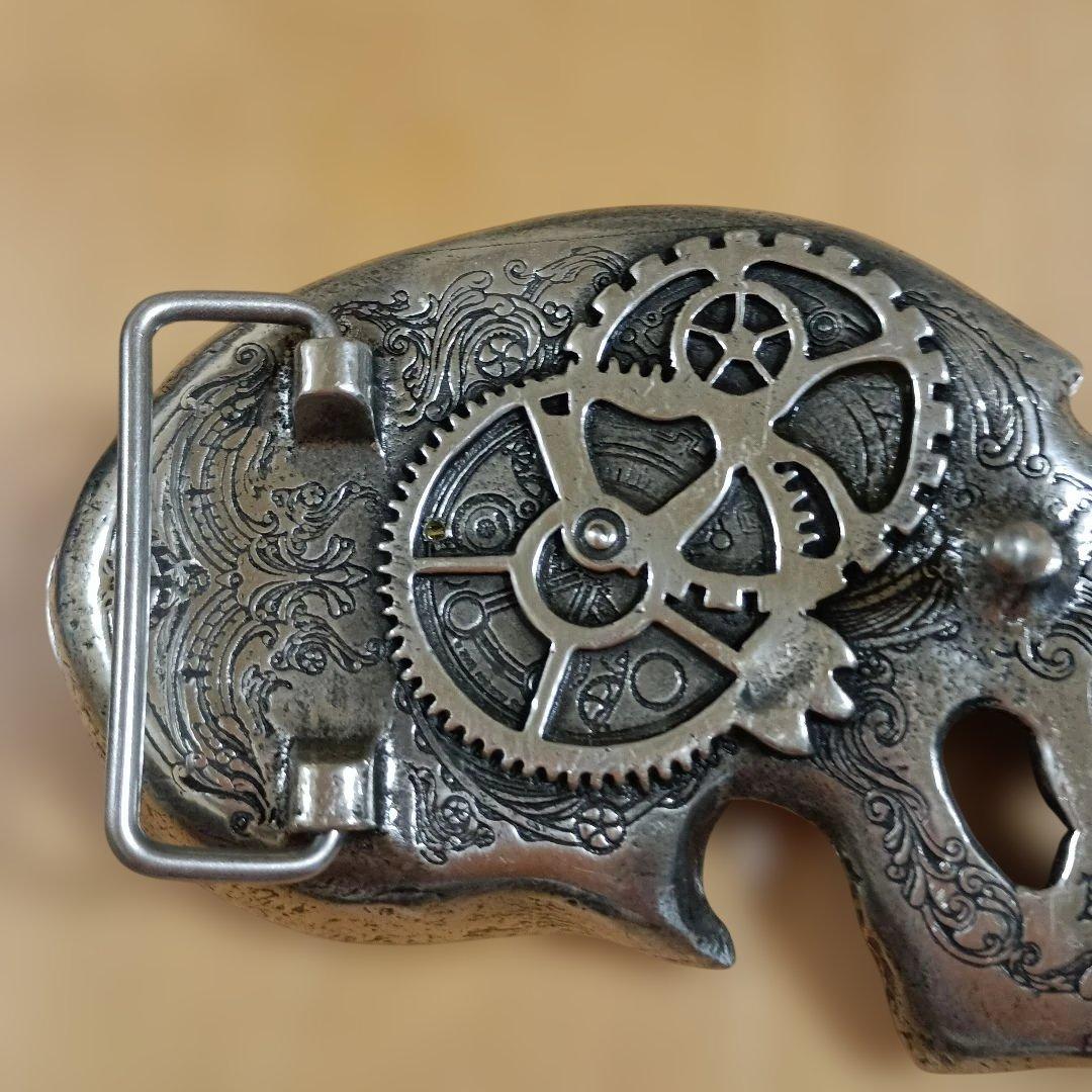 スカルベルトバックルAlchemy Gothic社Anima Machinato