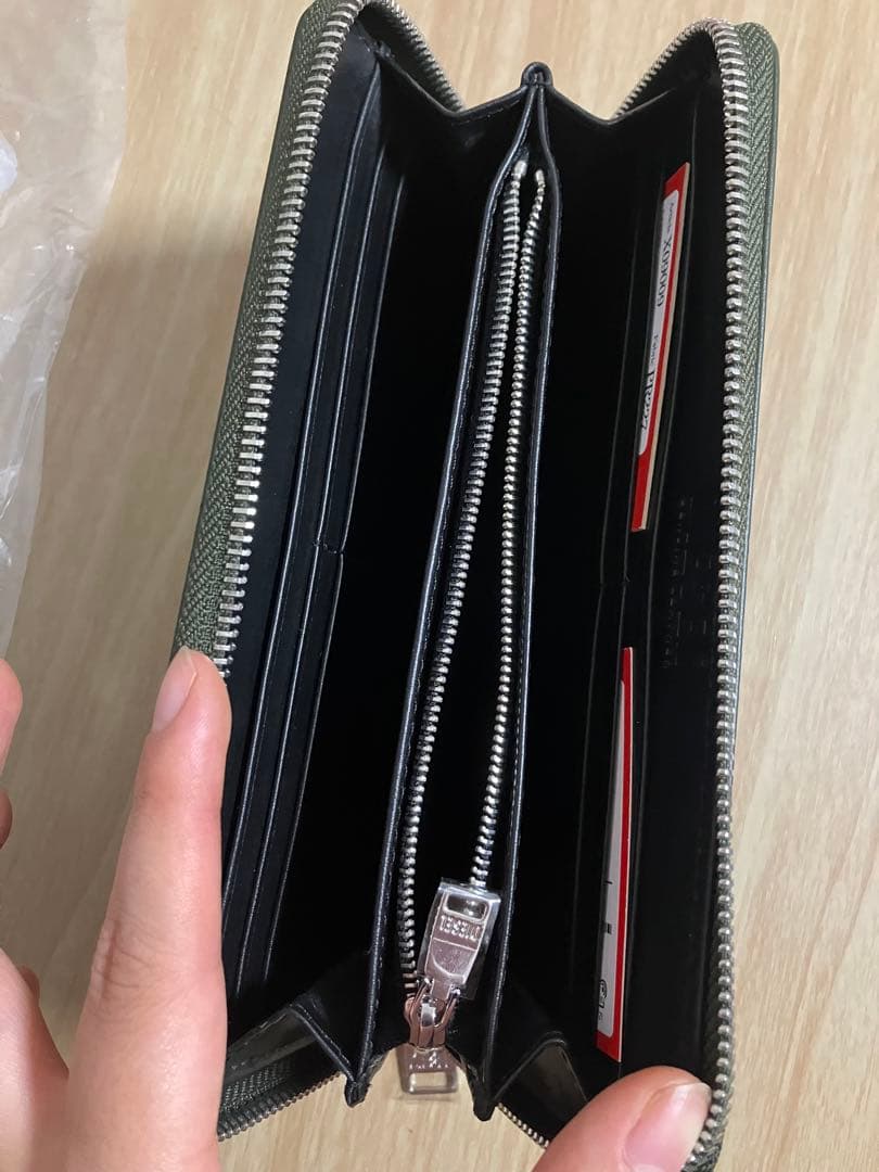 ディーゼル　diesel 財布　x09009 pr227 garnet uni