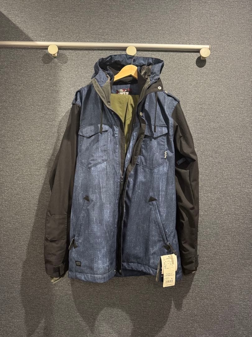 年内最後の期間限定値引き スノボーウェア上下セット ESTIVO