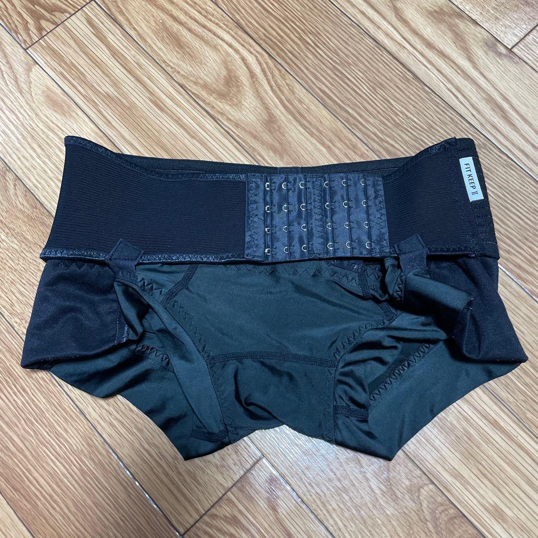 試着のみ　FIT KEEP II フィットキープ2骨盤ベルトMサイズ
