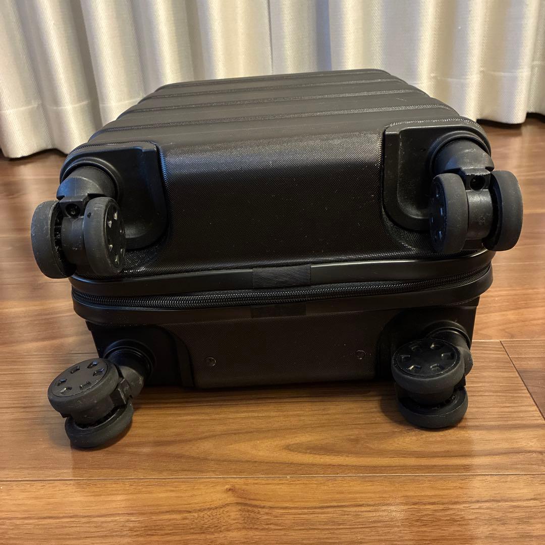 無印良品　キャリーケース 4輪キャスター付き