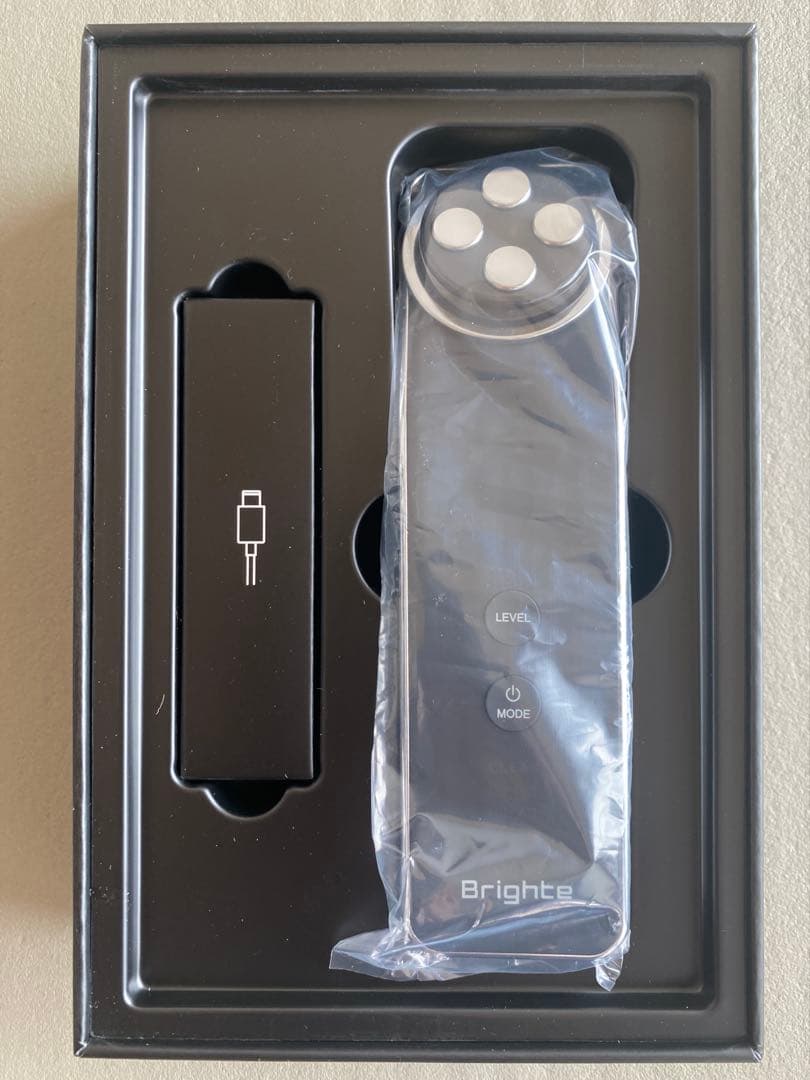 BrighteELEKLIFT美顔器/化粧水・シートマスク