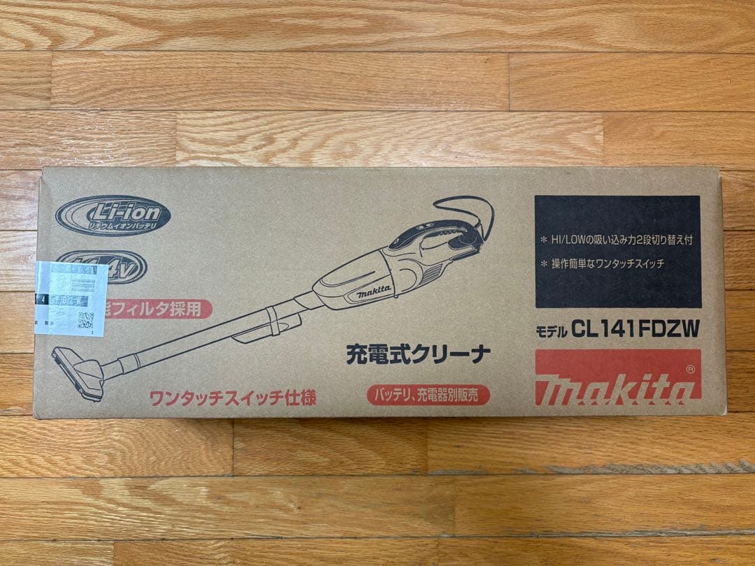 新品未使用　マキタ　充電式クリーナ CL141FDZW バッテリーと充電器は別売