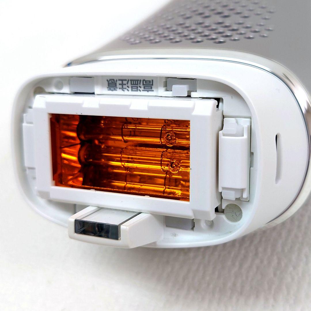 M1204A1 Panasonic 光エステ ボディ ＆ フェイス用