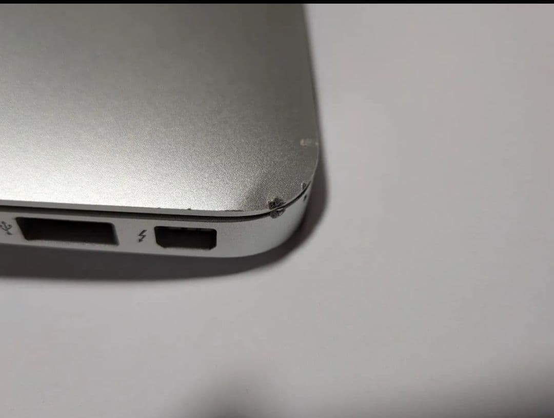 MacBook本体 MacBook Air 13inch 1.6GHz Core i5 8GB