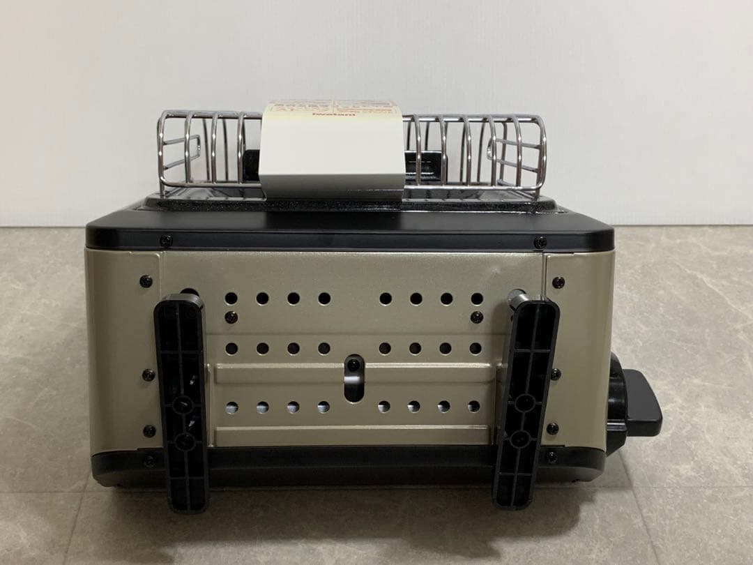 新品 イワタニ カセットストーブ CB-CGS-PTB 社外カセットボンベ2本付