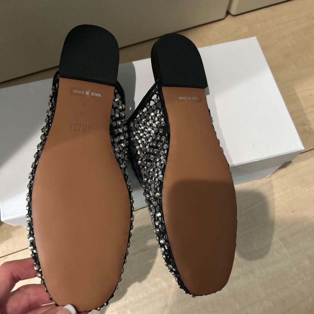 新品⭐︎完売したGRISEビジューネットミュール ブラックM