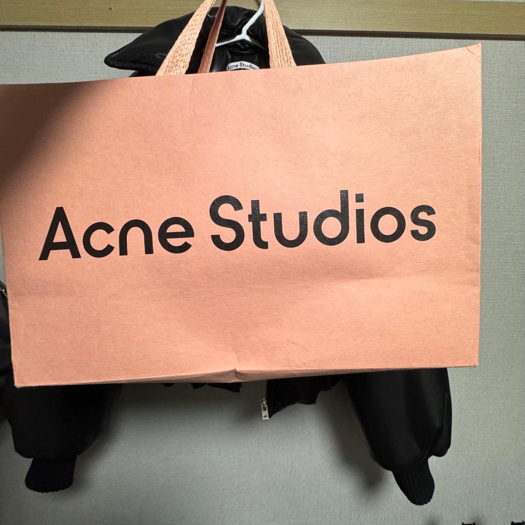 Acne Studios ボンバージャケット 黒