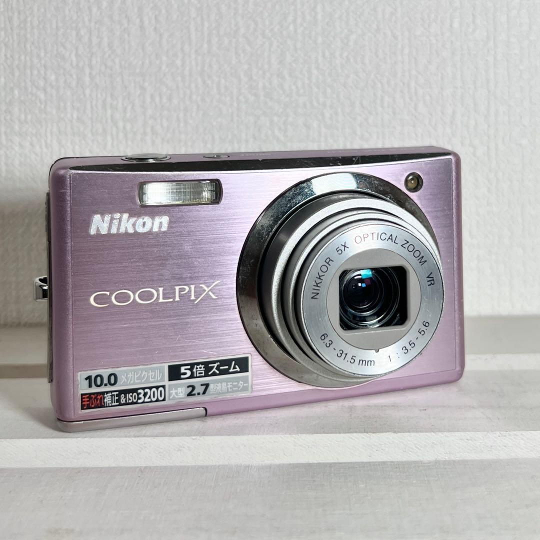 Nikon COOLPIX S560 ピンク　デジカメ