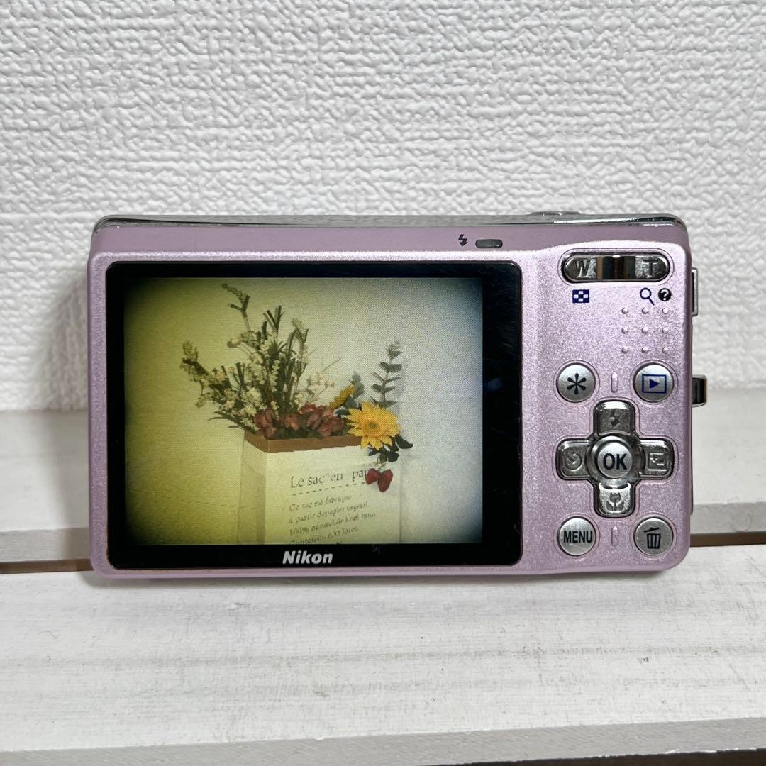 Nikon COOLPIX S560 ピンク　デジカメ