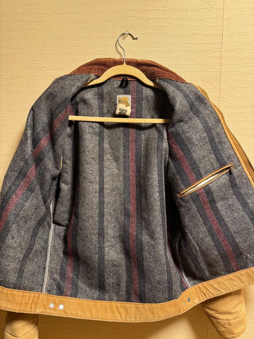 カーハートデトロイトジャケット　サイズ38